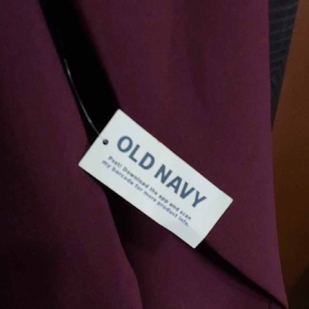 Old Navy Women's Blazer in Deep Burgundy - Picture 2 of 6